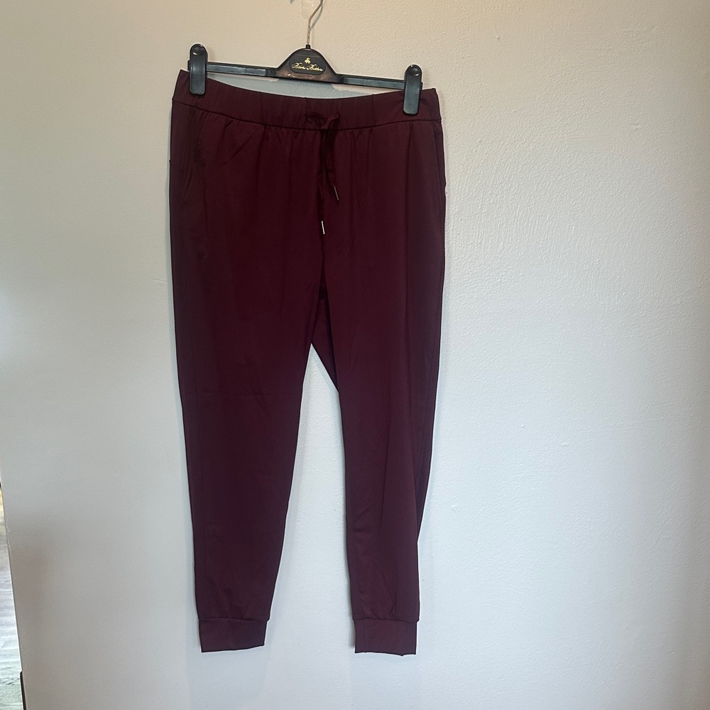 Women's Drawstring Joggers in Deep Burgundy